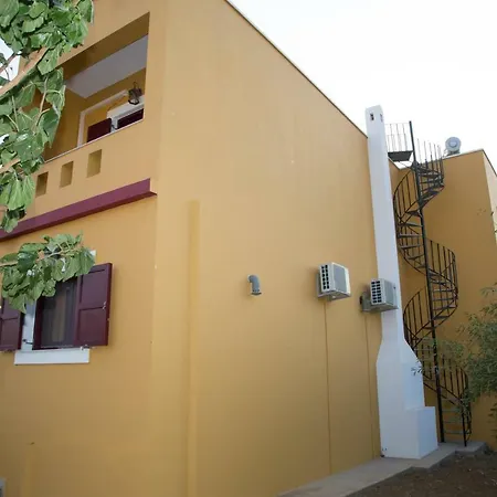 ヴィラ In Kokkali Leros