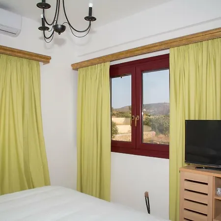 Vilă In Kokkali Leros Gourna