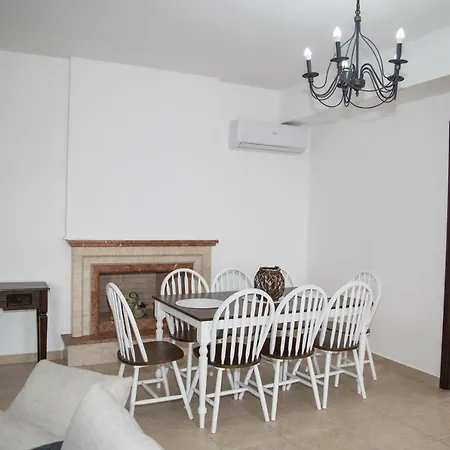 In Kokkali Leros Vilă *