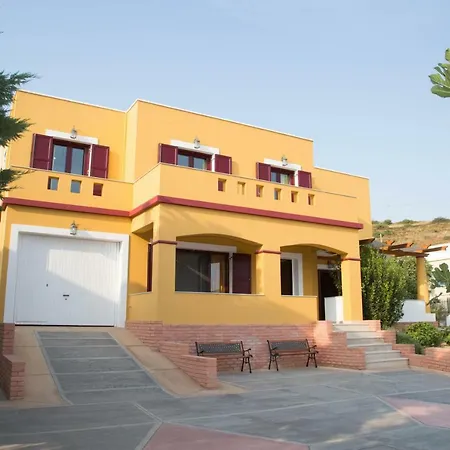 Vilă In Kokkali Leros