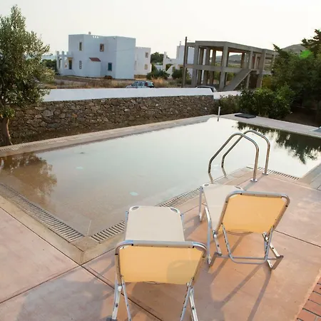 In Kokkali Leros * Gourna