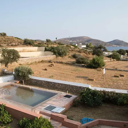 In Kokkali Leros * Gourna